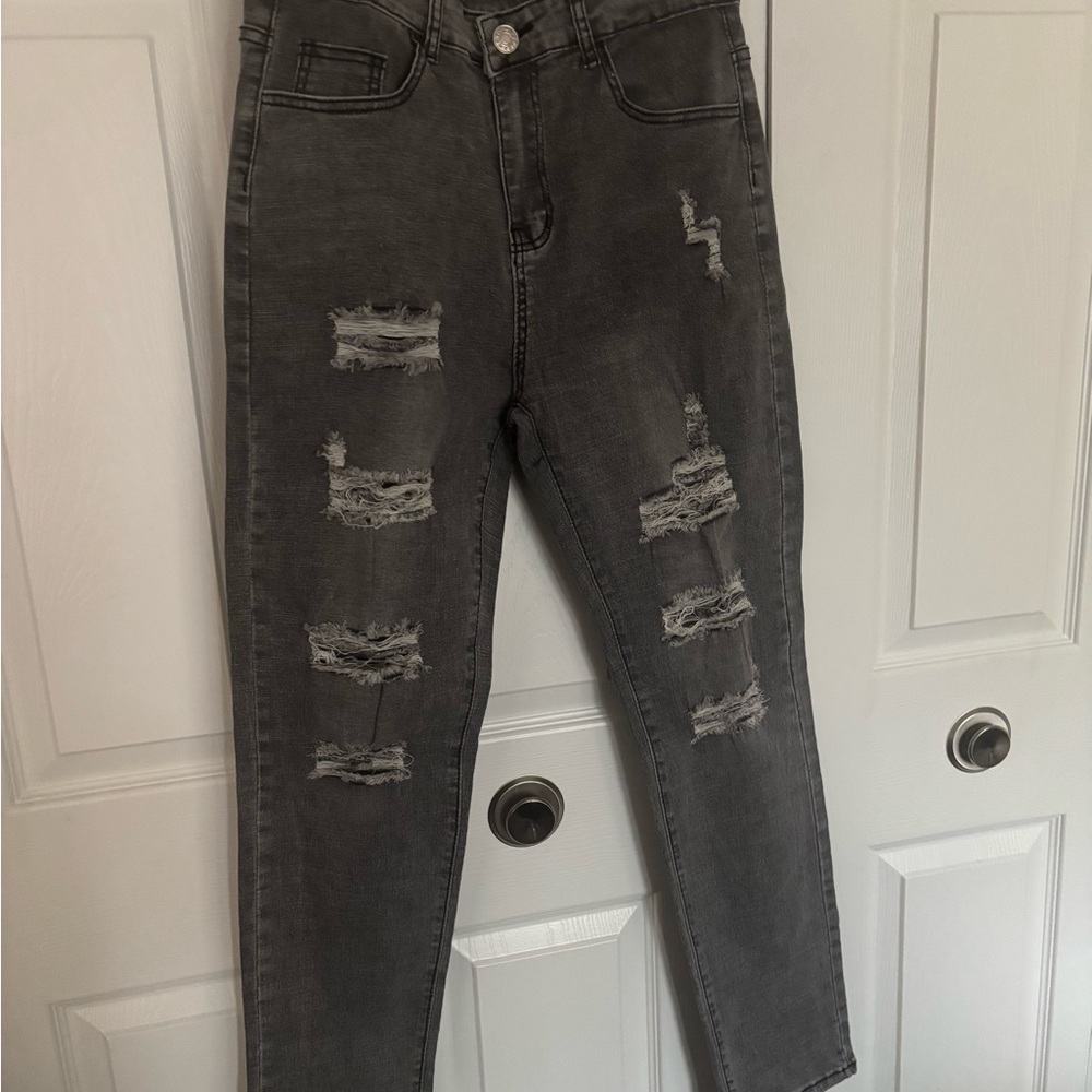 ROMWE Dark Gray Distressed High Rise Jeans